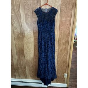 Carmen Marc Valvo Navy Floral Lace Maxi Gown